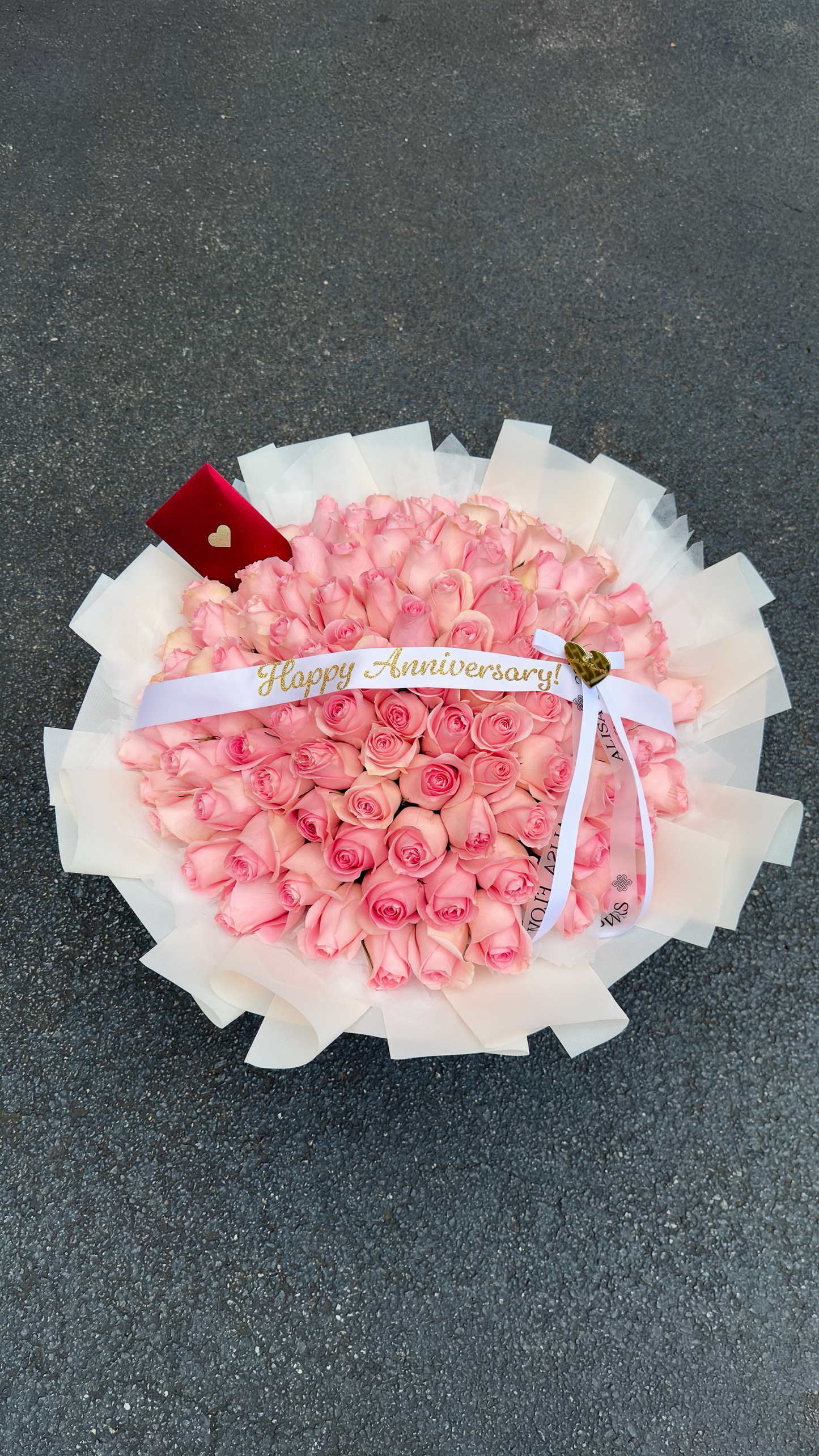 Pink Roses Anniversary Bouquet
