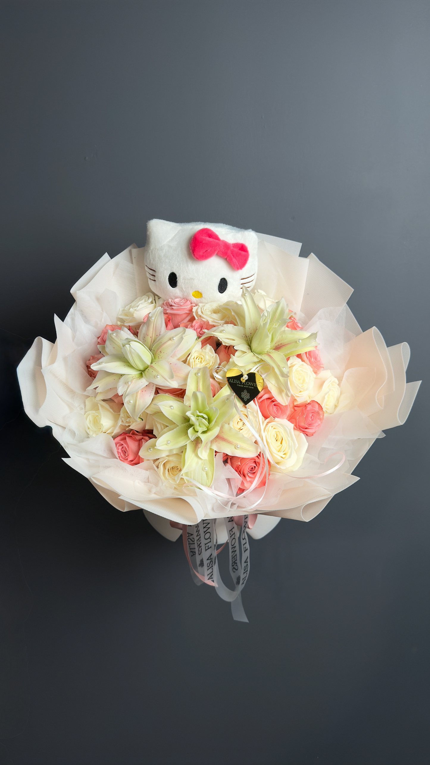 Kitty& Roses
